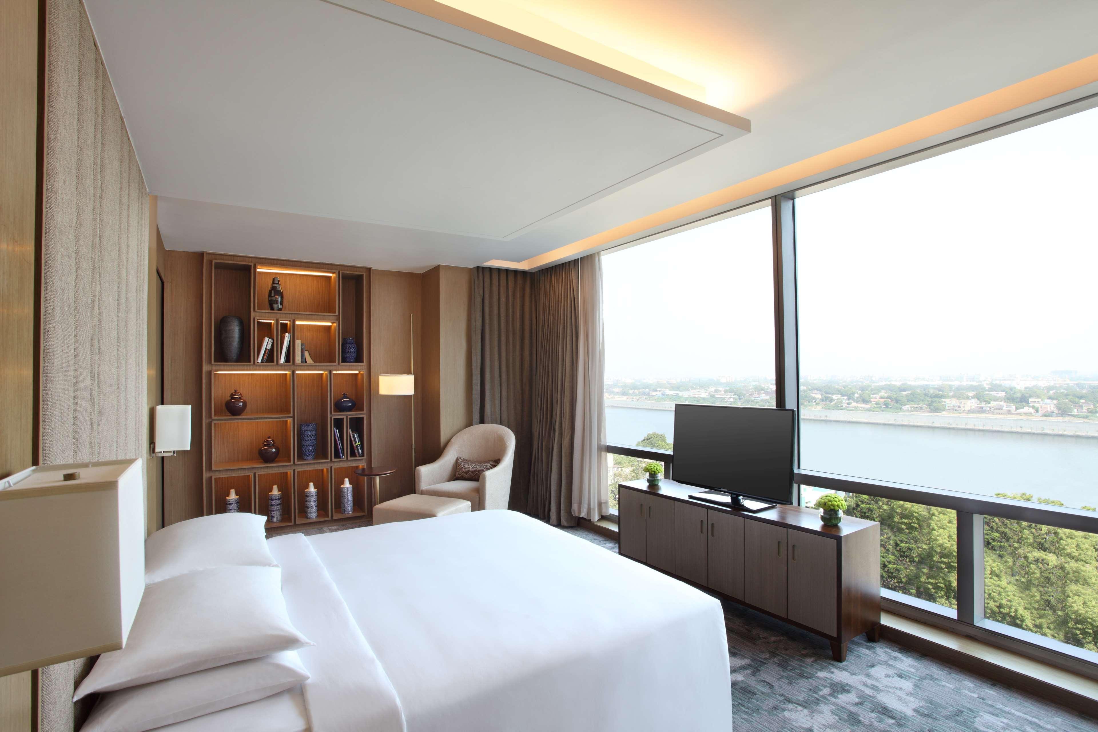 Hyatt Regency Ahmedabad Hotel Ngoại thất bức ảnh